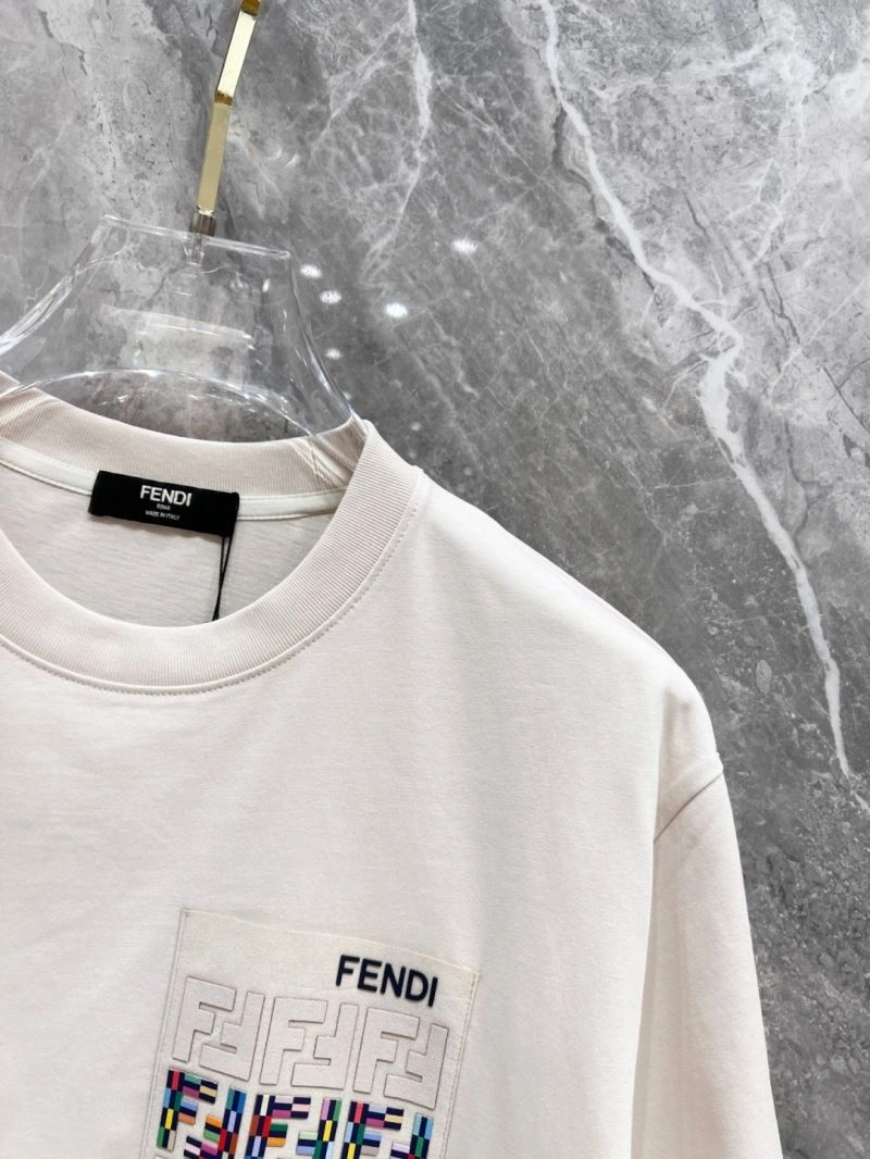 Fendi T-Shirts FashionForward 121916