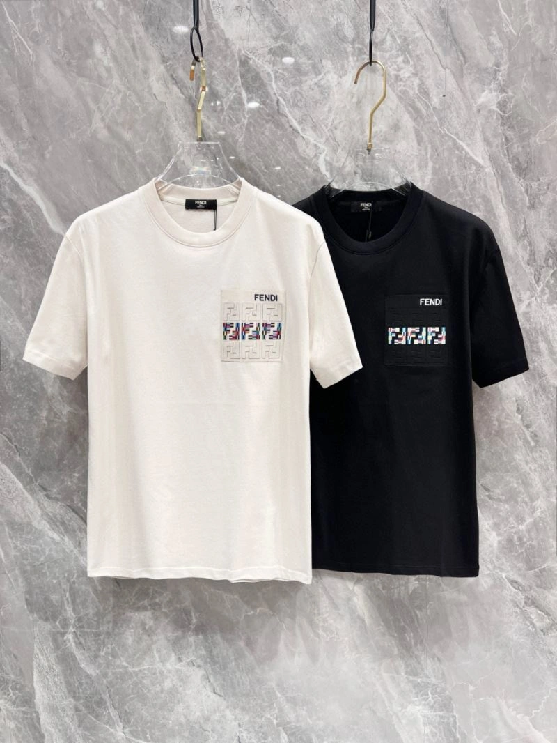 Fendi T-Shirts FashionForward 121916