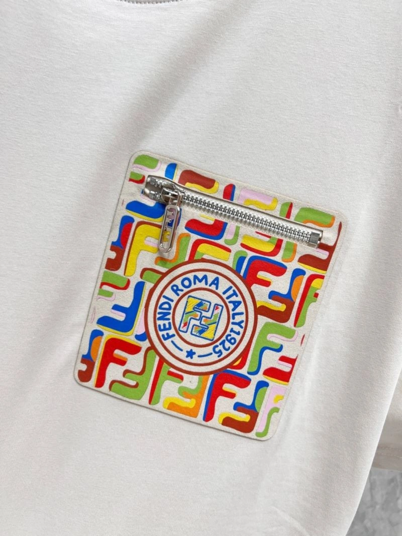 Elegant Fendi T-Shirts 121900