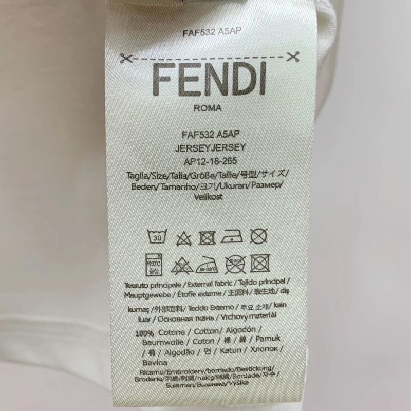 Fendi T-Shirts AllSeason 121901