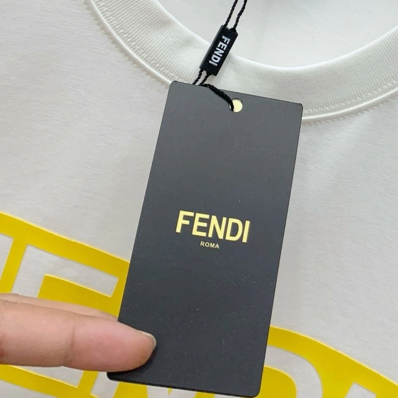 Fendi T-Shirts UrbanStyle 121928