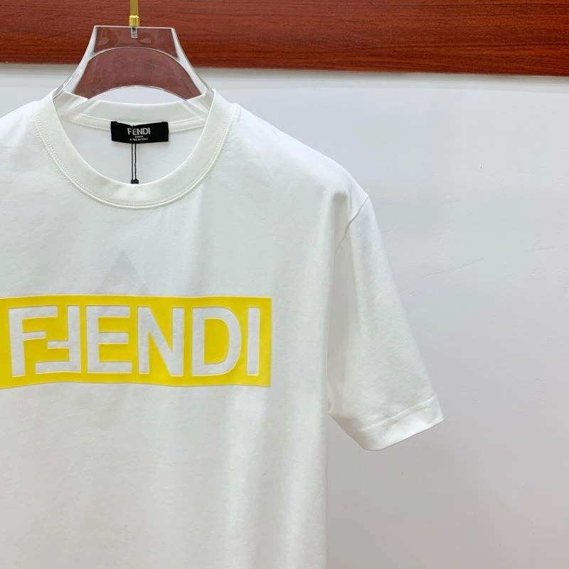 Fendi T-Shirts UrbanStyle 121928