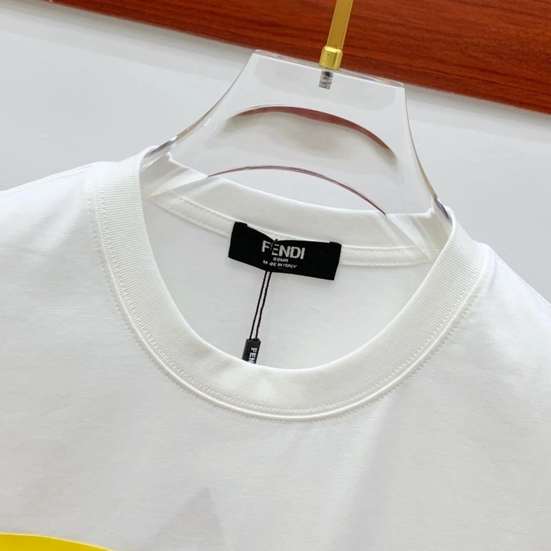 Fendi T-Shirts UrbanStyle 121928