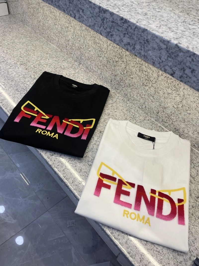 Fendi T-Shirts Comfortable 121913