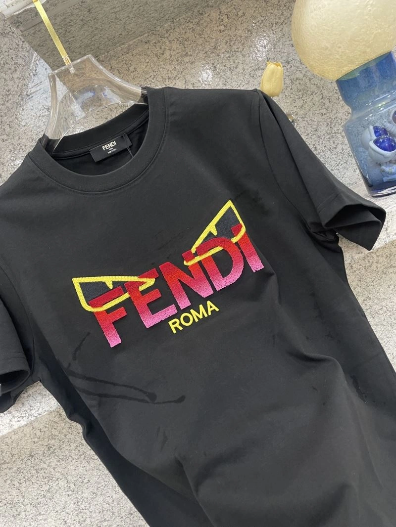 Fendi T-Shirts Comfortable 121913