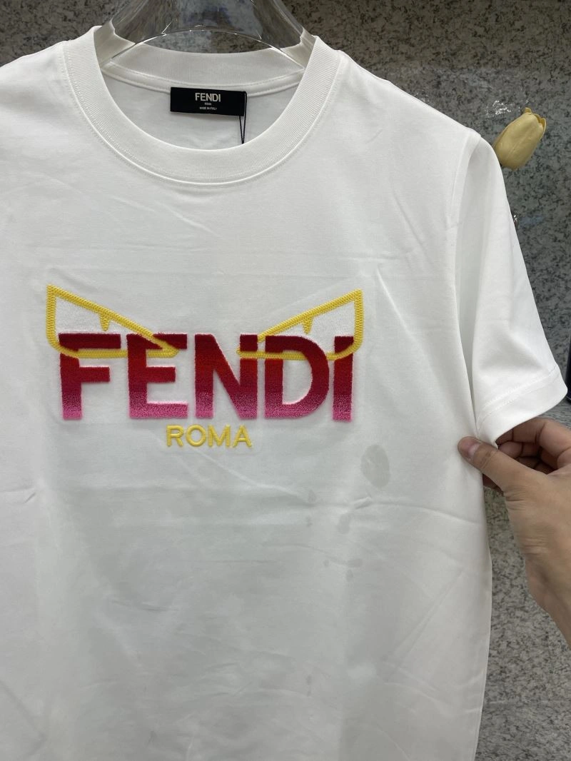 Fendi T-Shirts Comfortable 121913