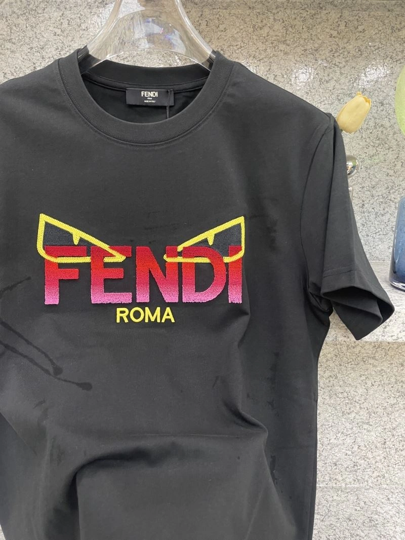 Fendi T-Shirts Comfortable 121913