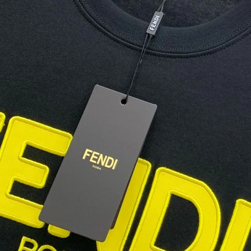 Sleek Fendi T-Shirts 121904