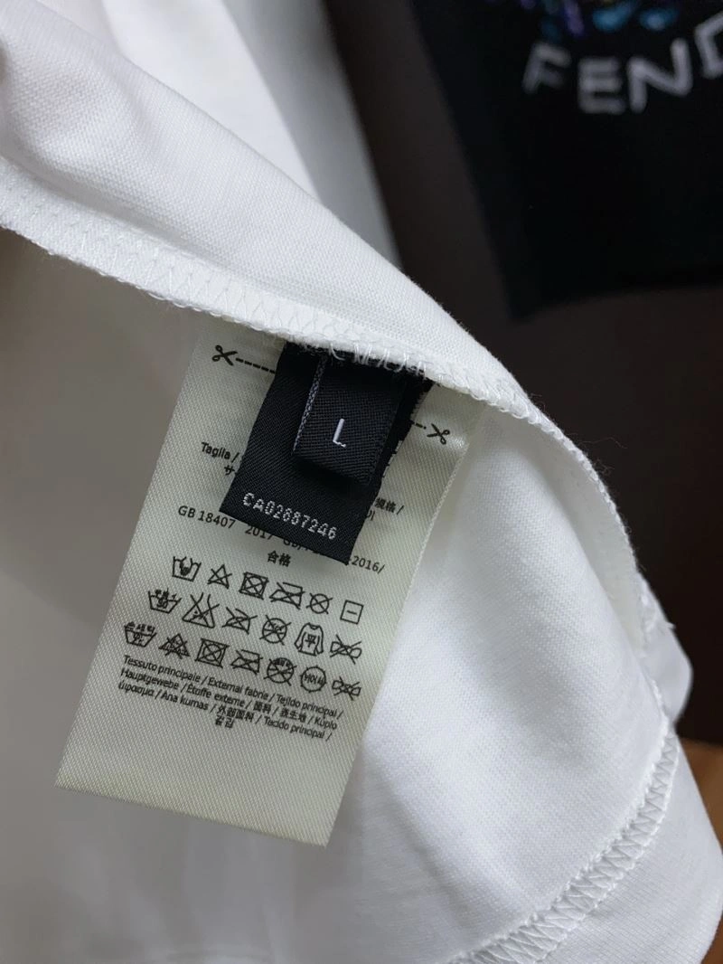 Lightweight Fendi T-Shirts 121883