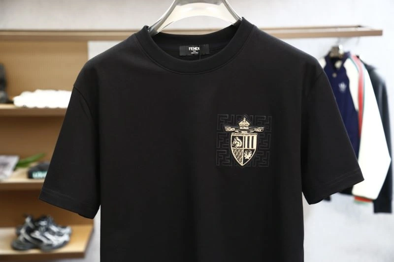 ZipUp Fendi T-Shirts 121870