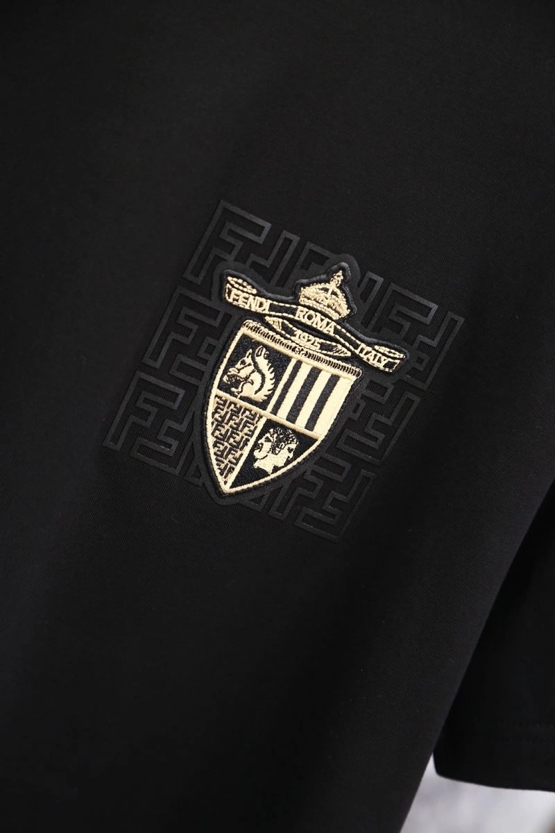 ZipUp Fendi T-Shirts 121870