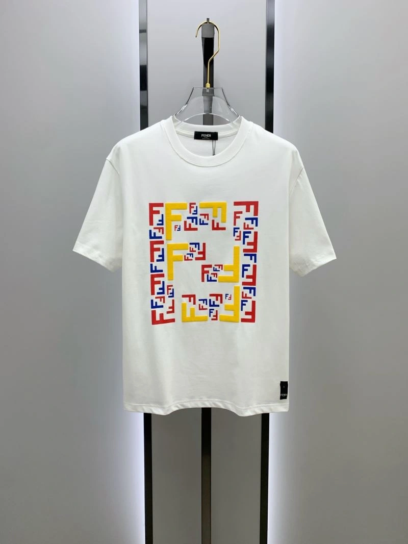 Fendi T-Shirts Comfortable 121873