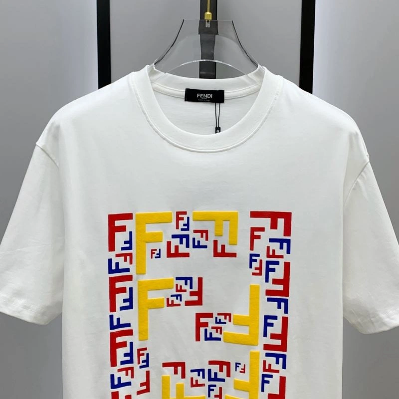 Fendi T-Shirts Comfortable 121873