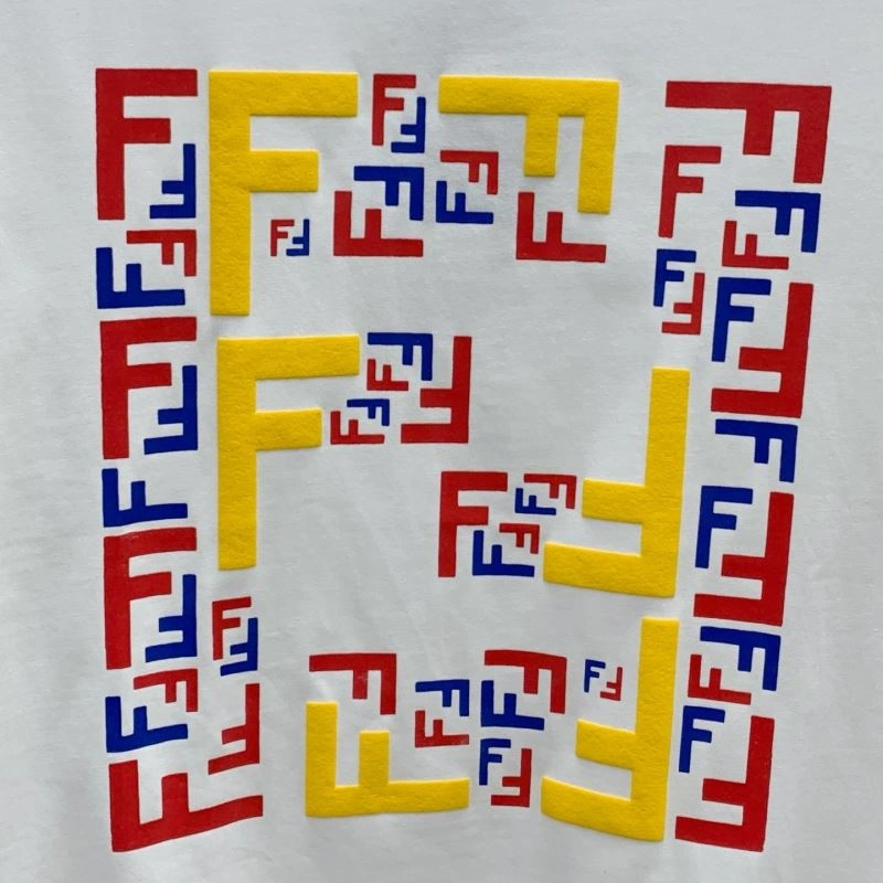 Fendi T-Shirts Comfortable 121873