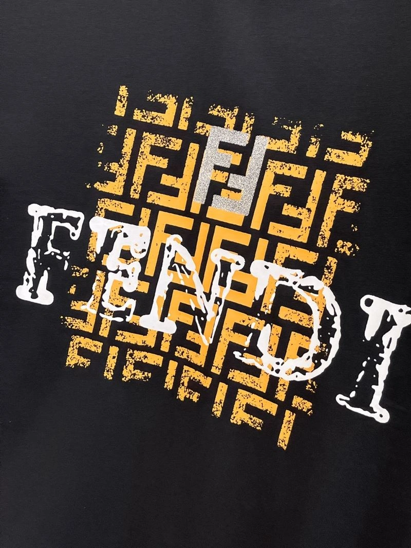 Fendi T-Shirts WellDesigned 121869