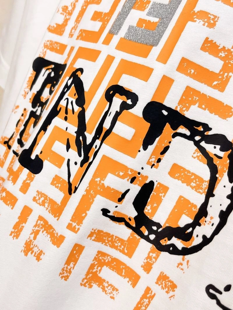 Elegant Fendi T-Shirts 121859
