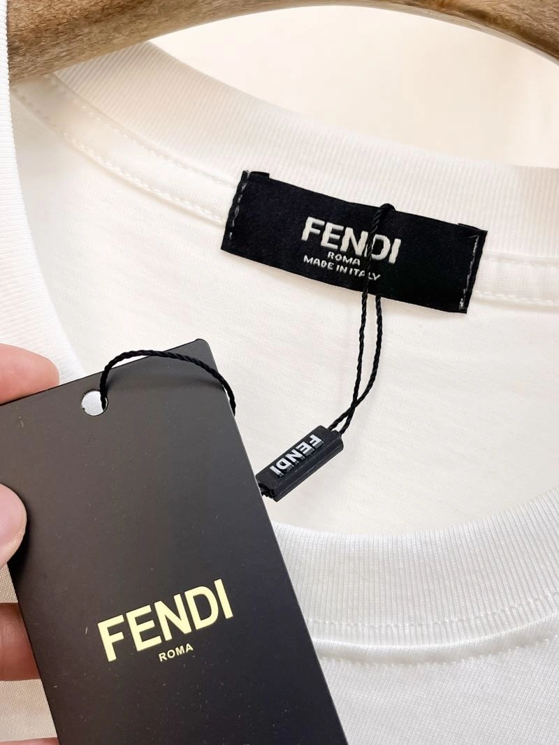 Elegant Fendi T-Shirts 121859