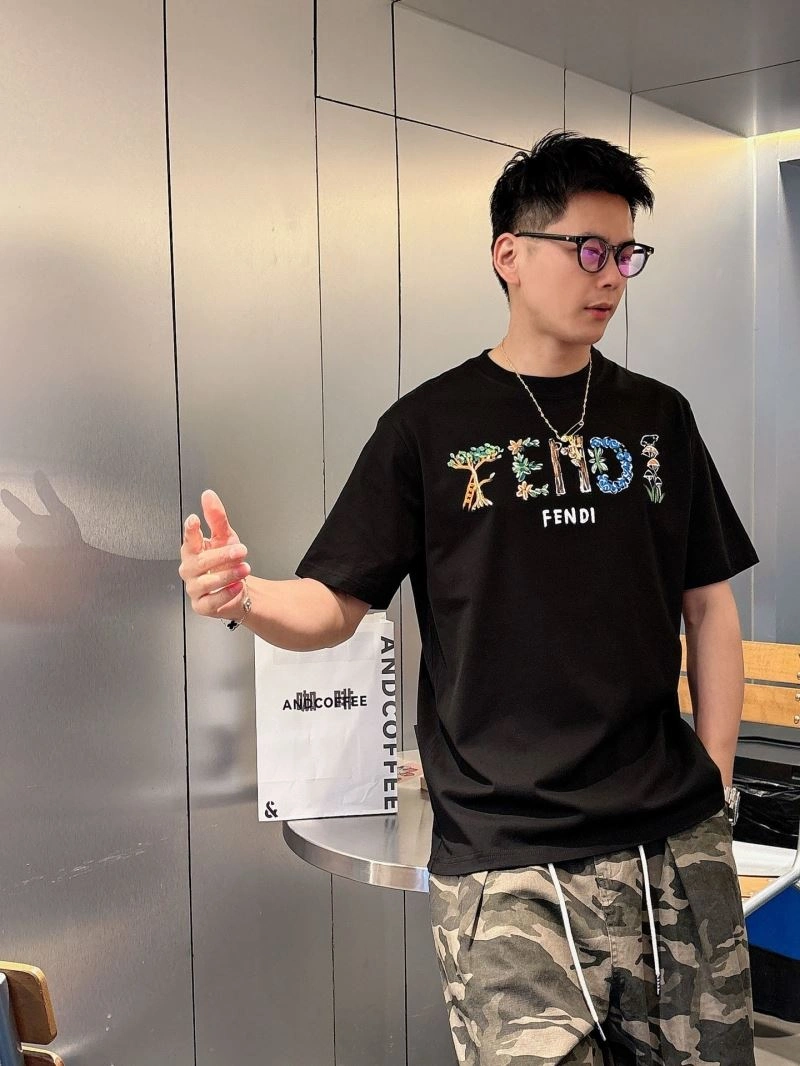Fendi T-Shirts Affordable 121716