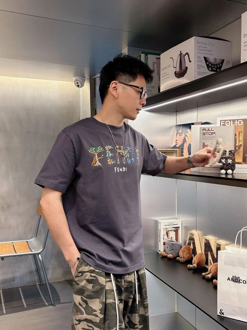 SoftTouch Fendi T-Shirts 121705