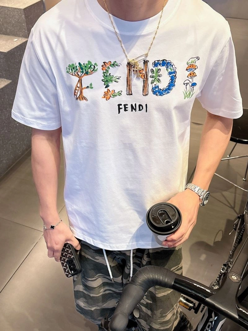 Seasonal Fendi T-Shirts 121711