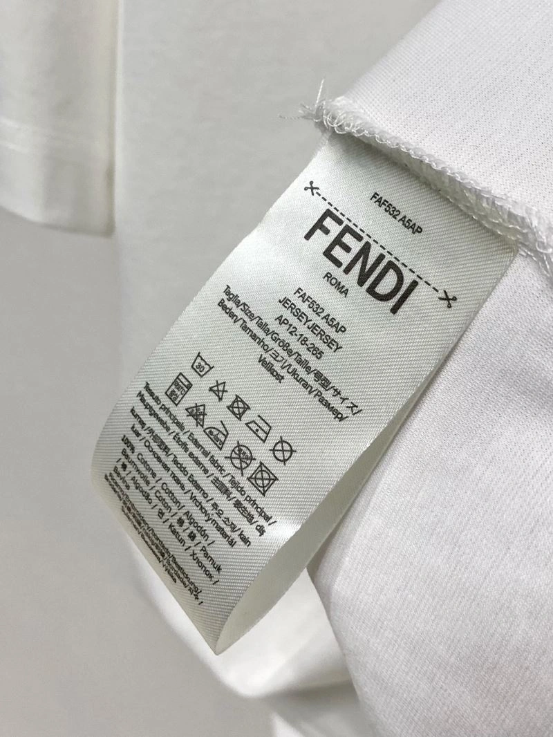 ZipUp Fendi T-Shirts 121702