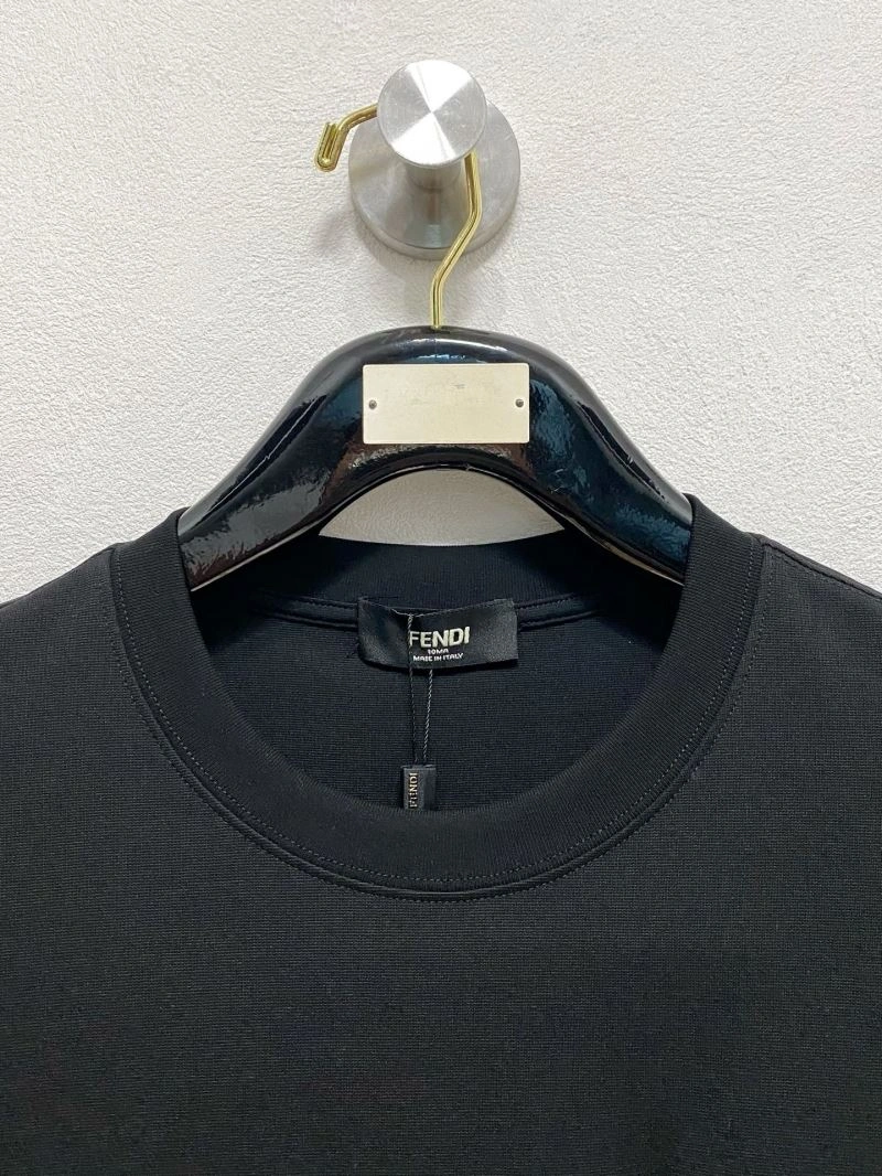 Fendi T-Shirts Soft 121699