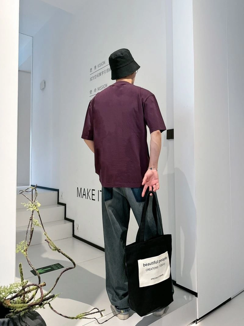 Timeless Fendi T-Shirts 121722