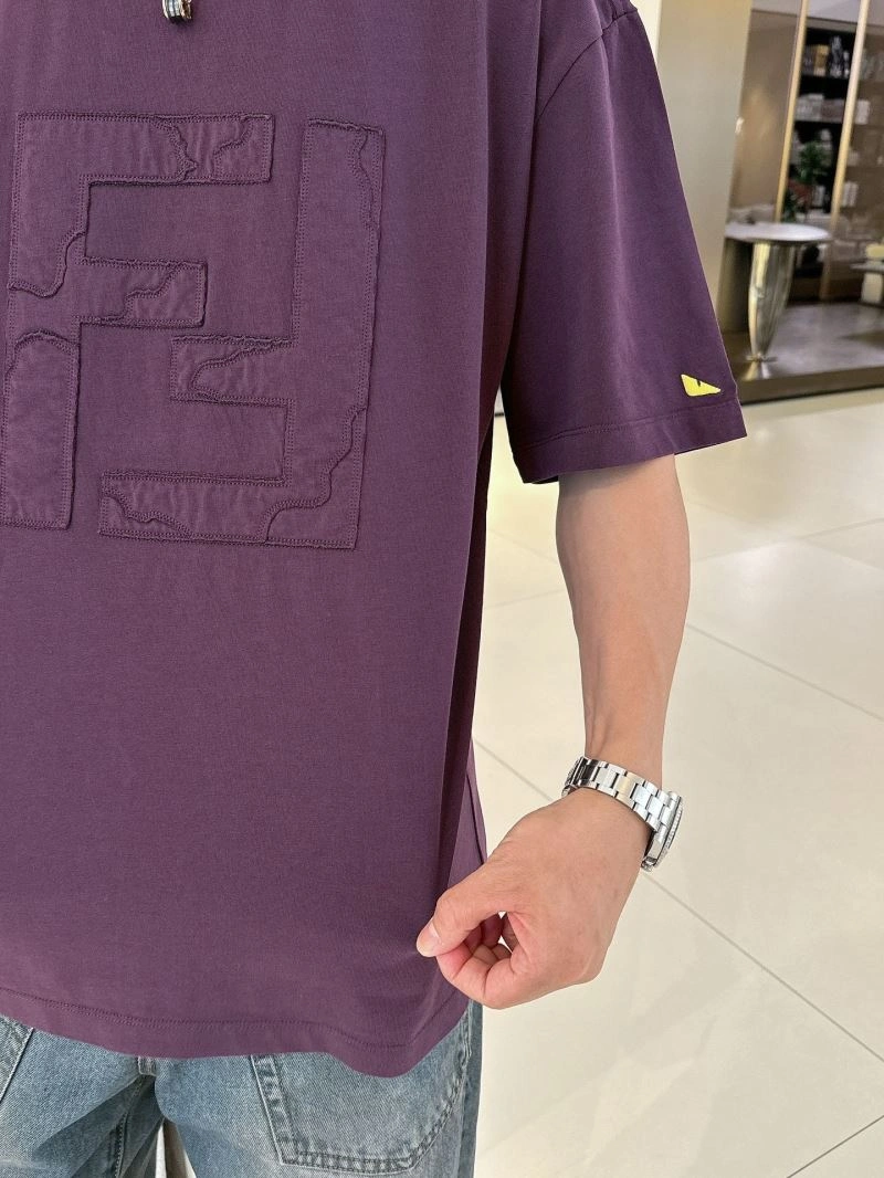 Timeless Fendi T-Shirts 121722