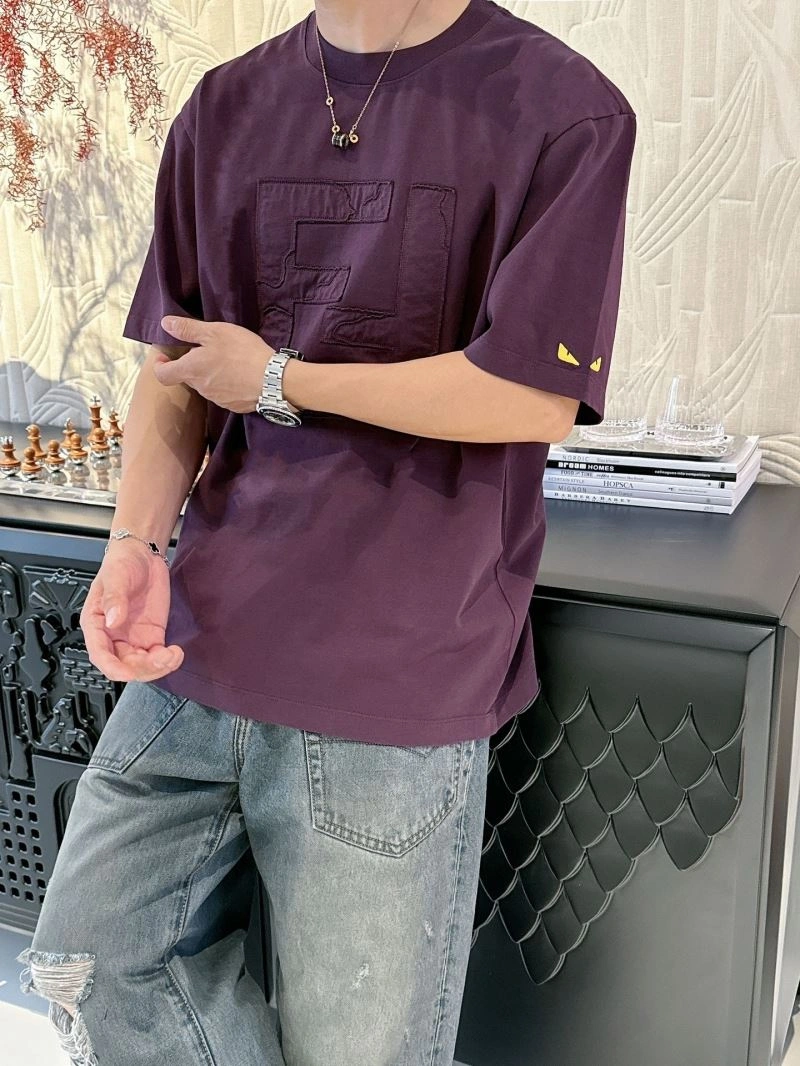 Timeless Fendi T-Shirts 121722