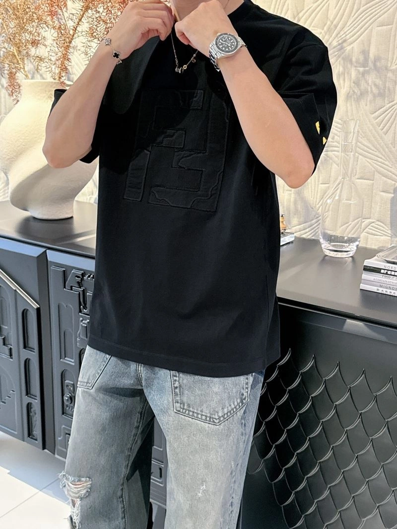 Lightweight Fendi T-Shirts 121692