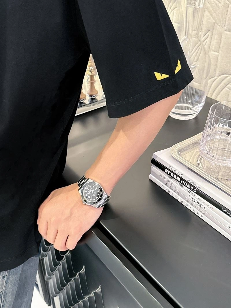 Lightweight Fendi T-Shirts 121692
