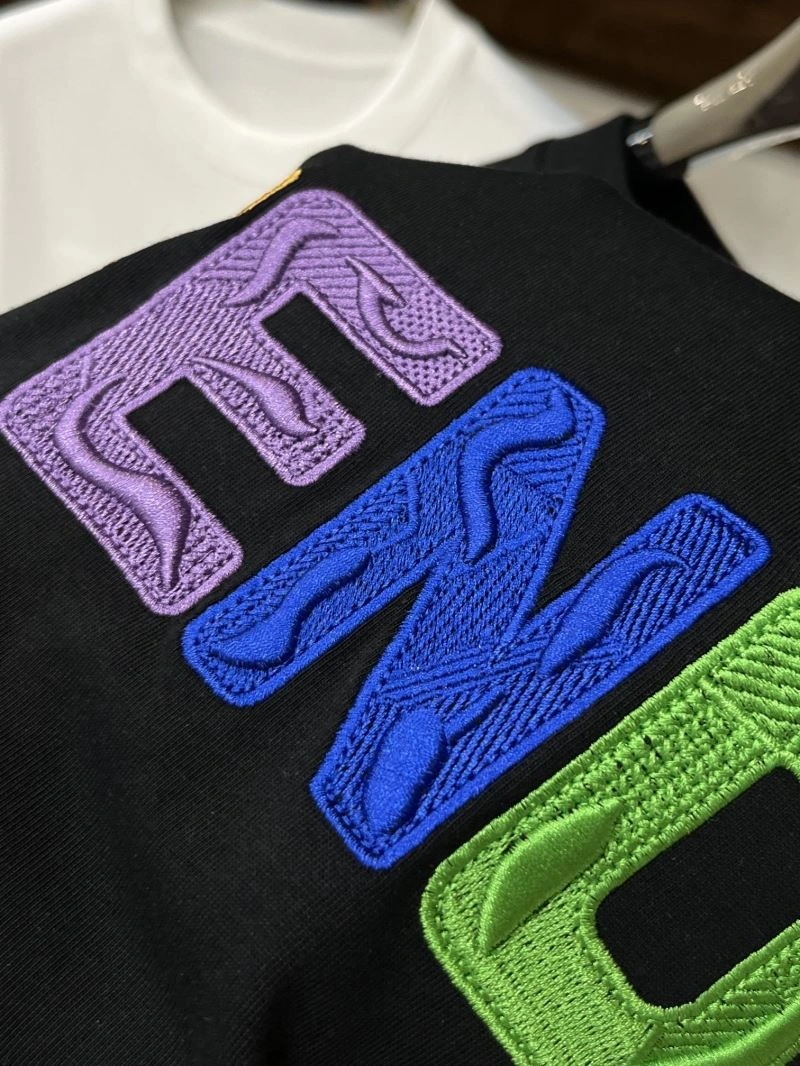 TechFriendly Fendi T-Shirts 121652