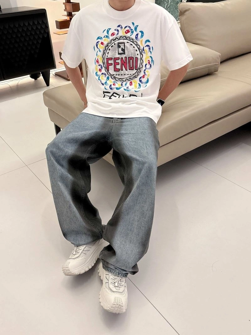 Fendi T-Shirts SmartChoice 121681