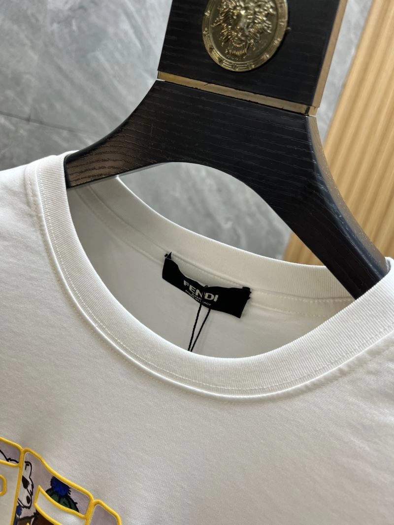 Fendi T-Shirts Durable 121674