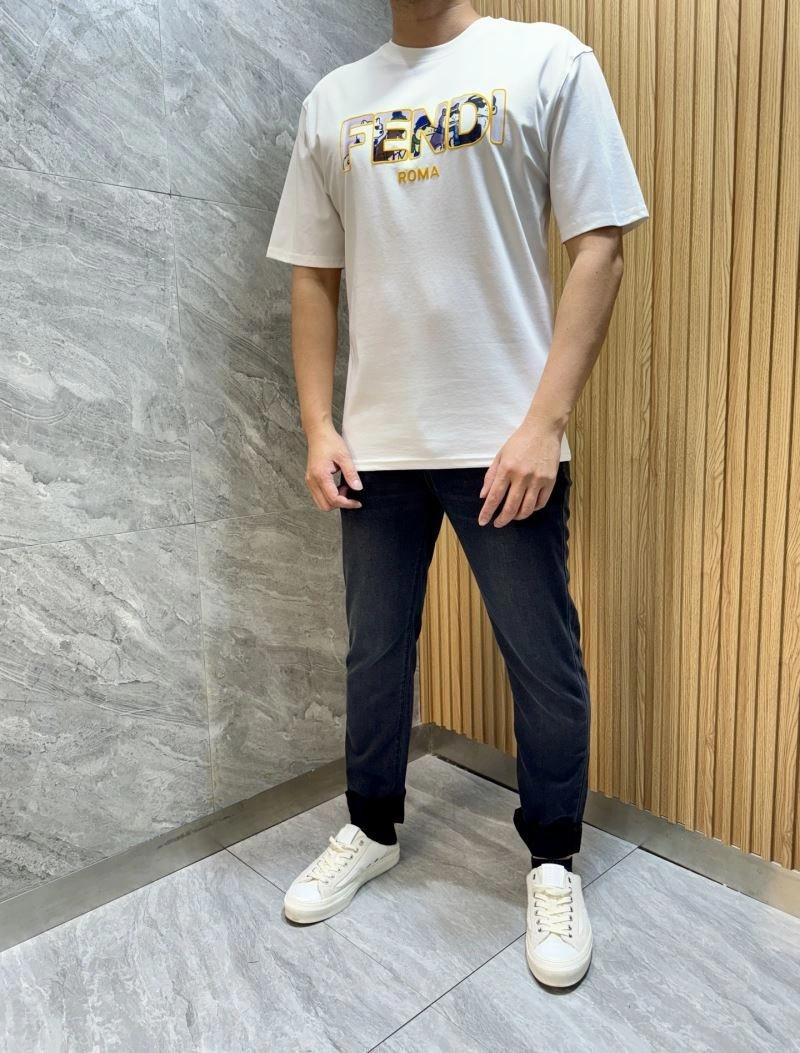Fendi T-Shirts Durable 121674