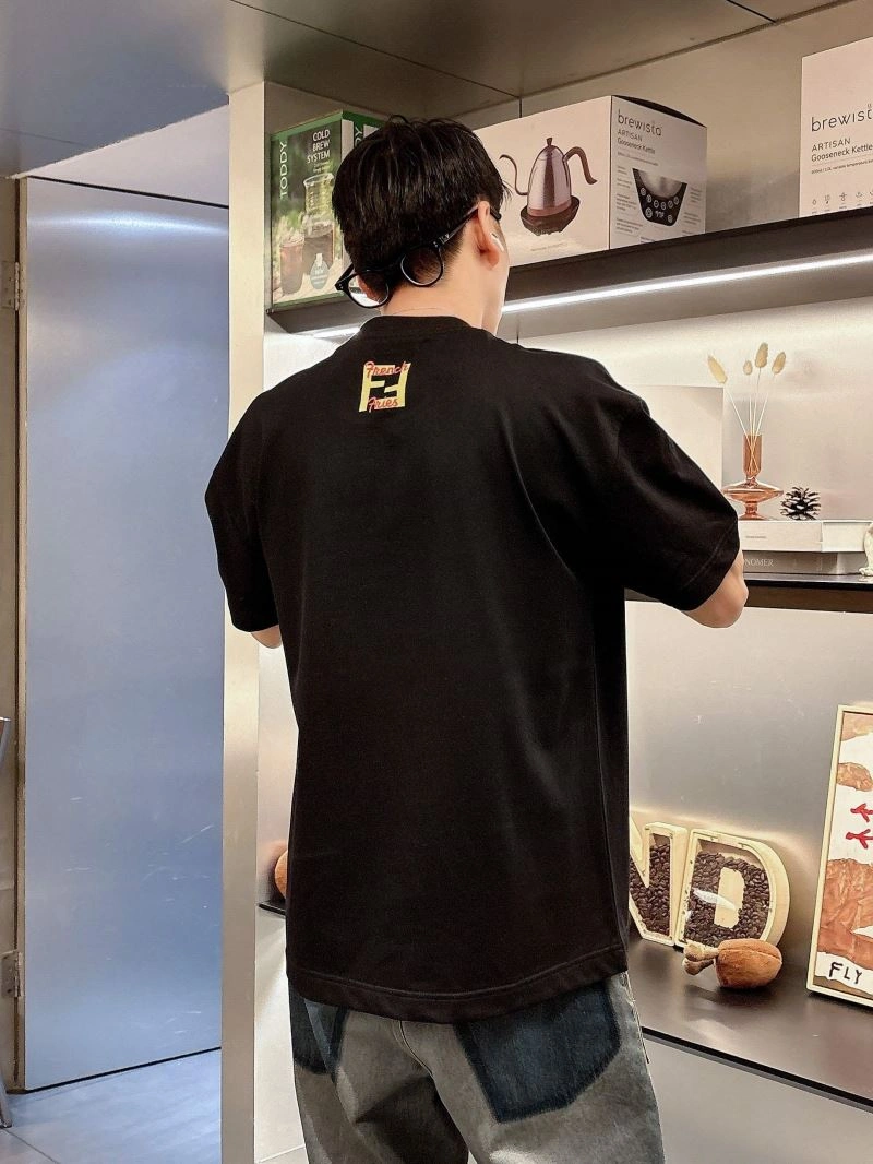 AllSeason Fendi T-Shirts 121650