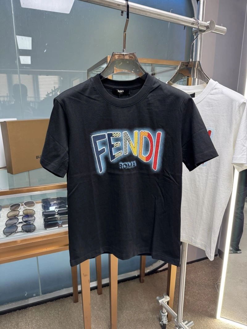 Lightweight Fendi T-Shirts 121645