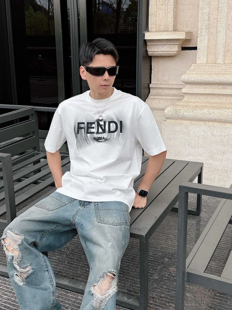 Functional Fendi T-Shirts 121643