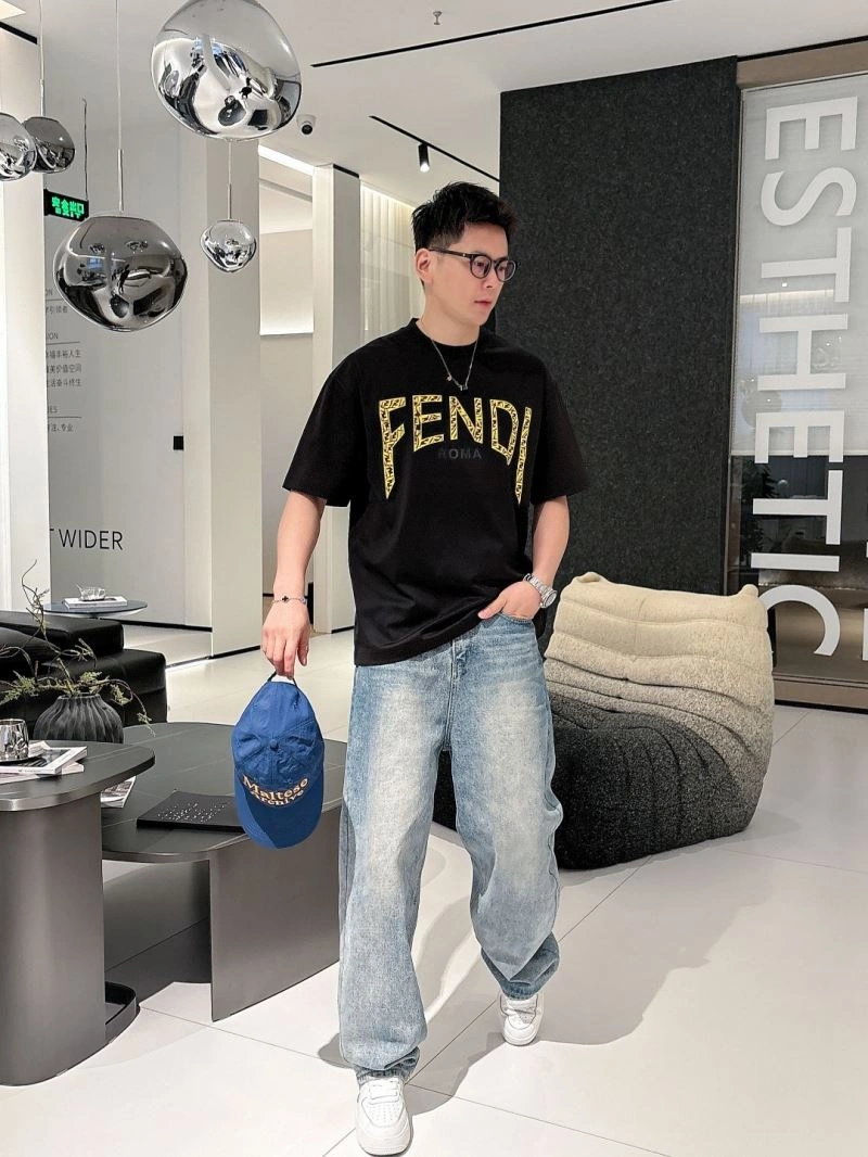 Attractive Fendi T-Shirts 121641