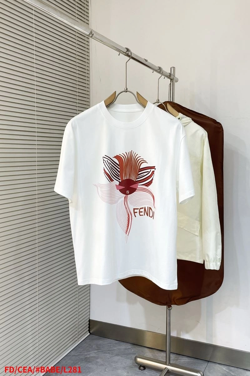Youthful Fendi T-Shirts 121621