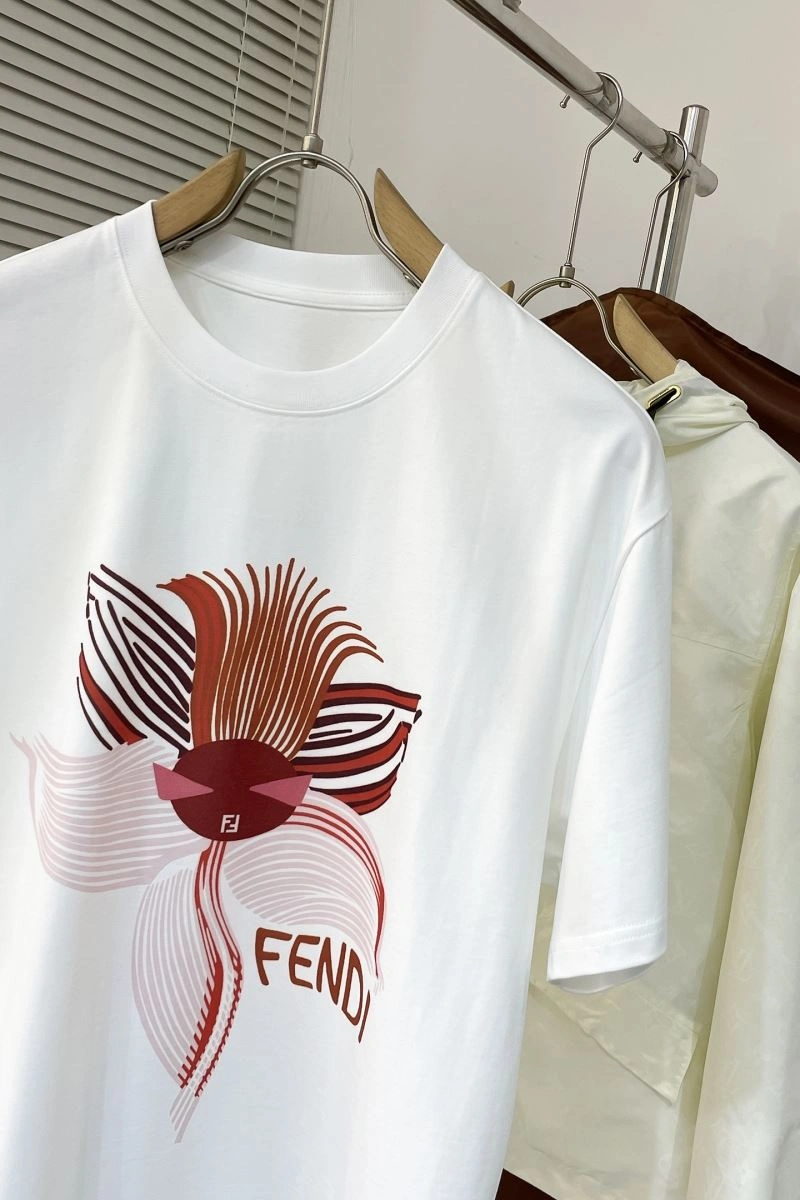 Youthful Fendi T-Shirts 121621