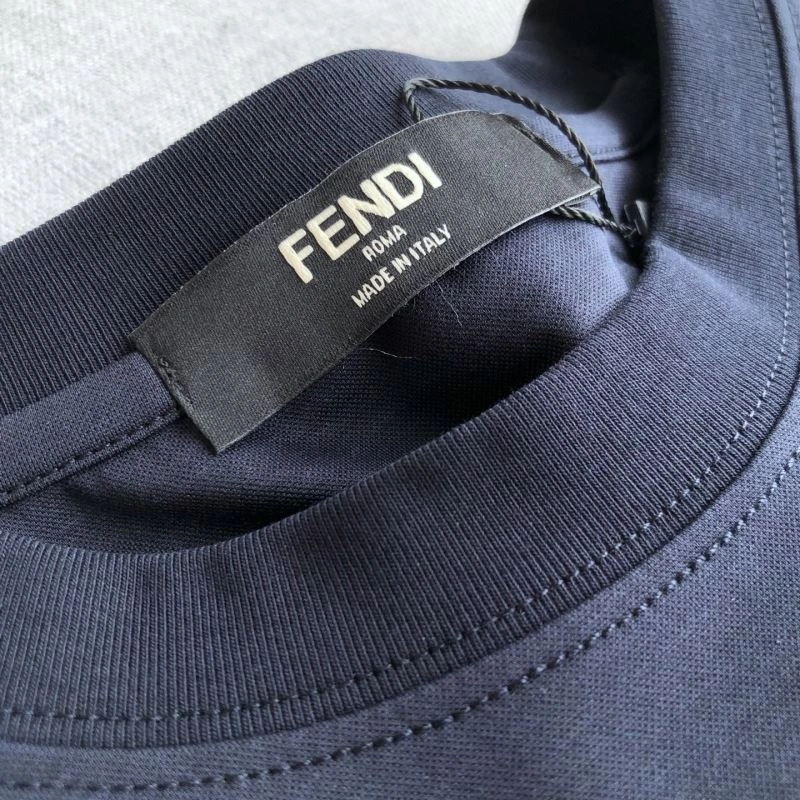 Fendi T-Shirts Original 121628