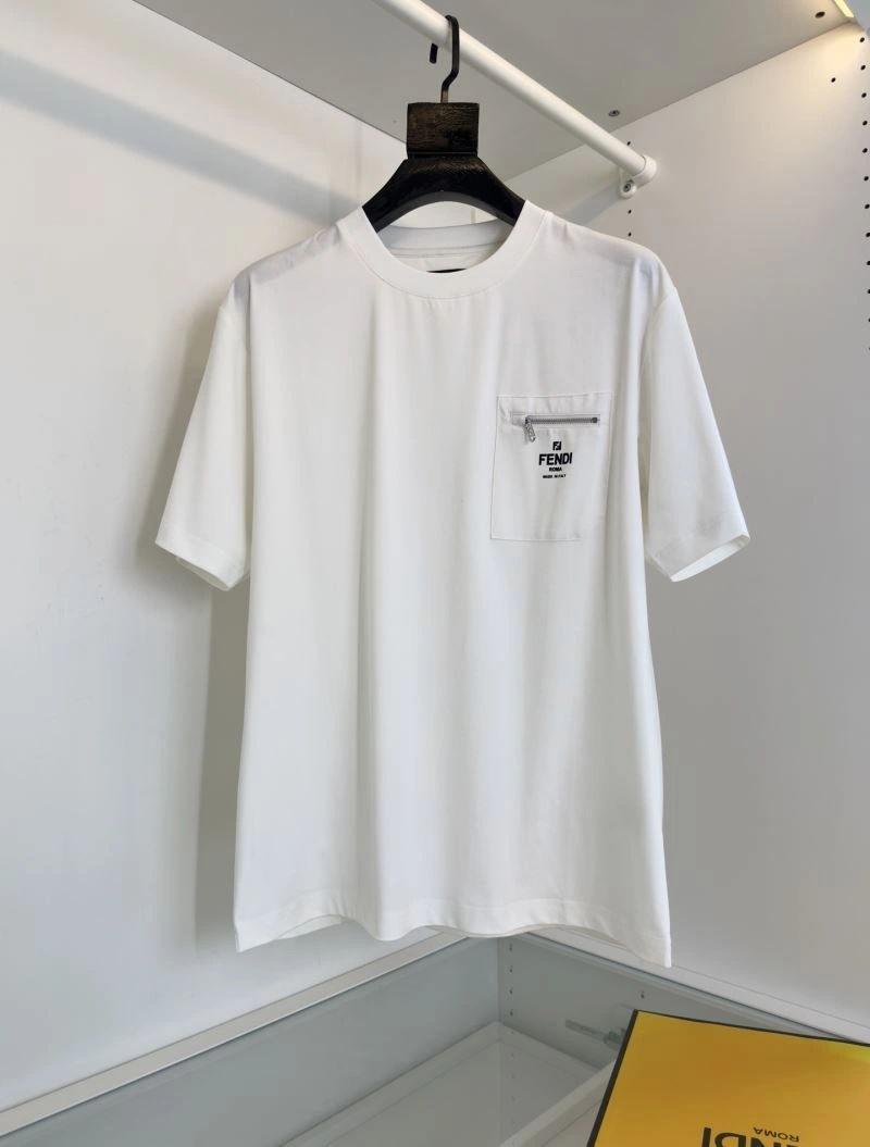 Fendi T-Shirts Vibrant 121632