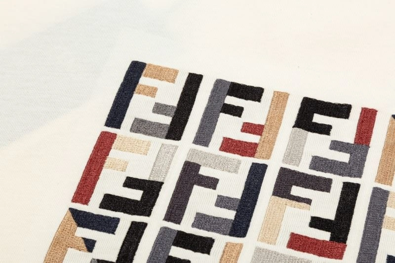Tailored Fendi T-Shirts 121479