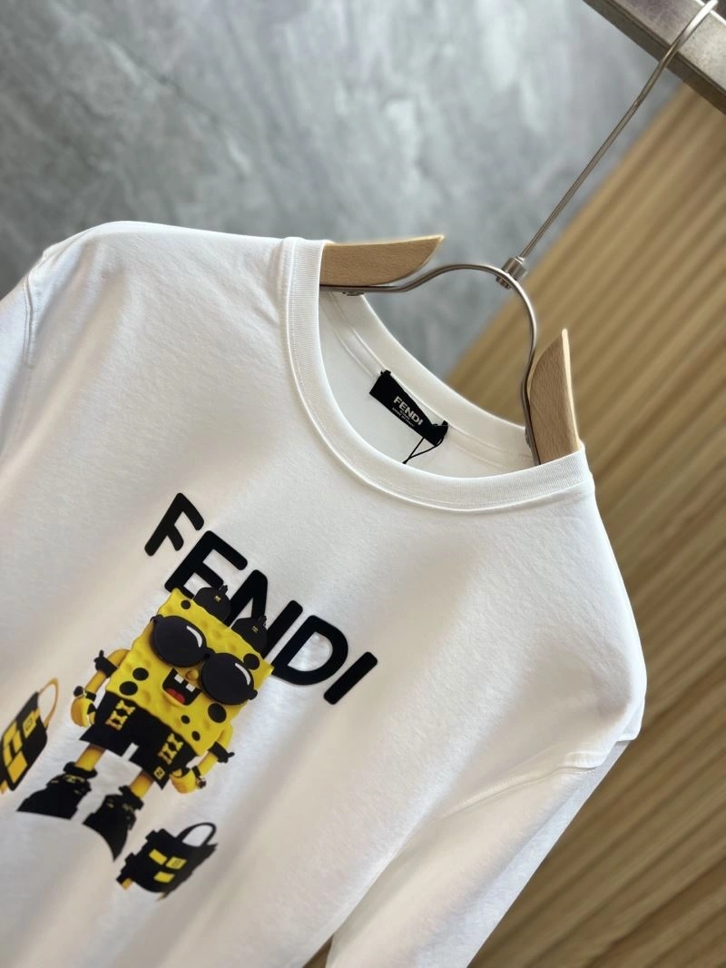 Fendi T-Shirts Effortless 121475