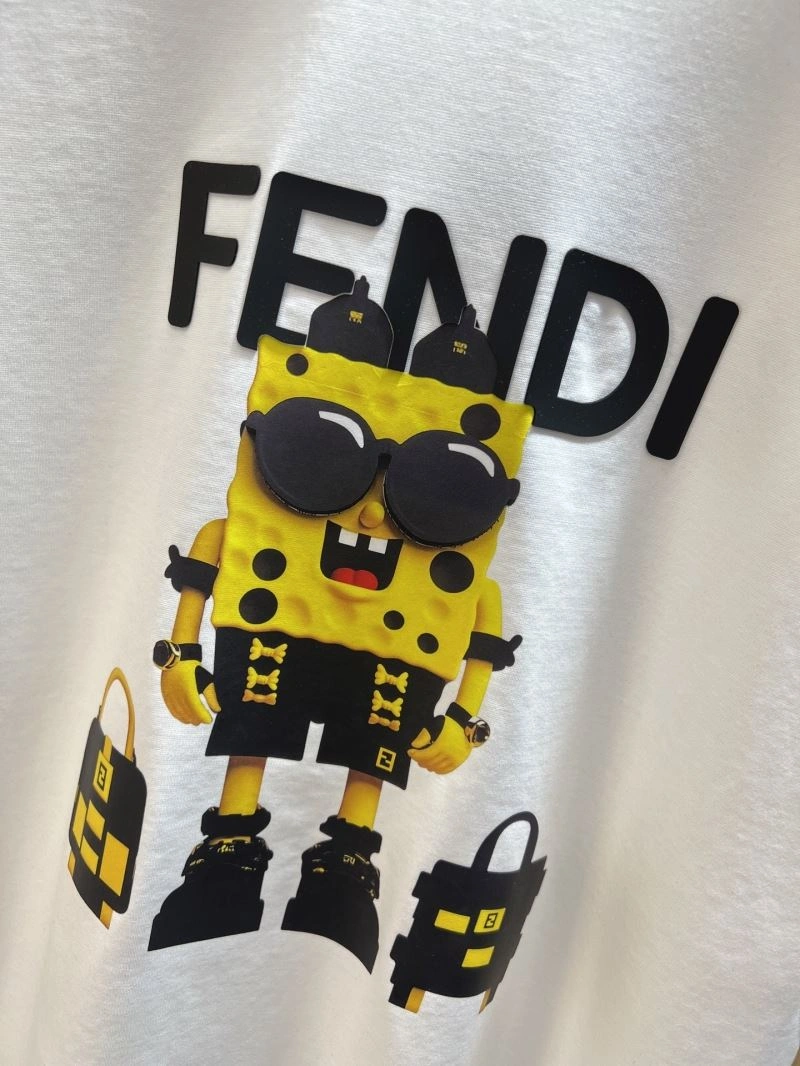 Fendi T-Shirts Effortless 121475
