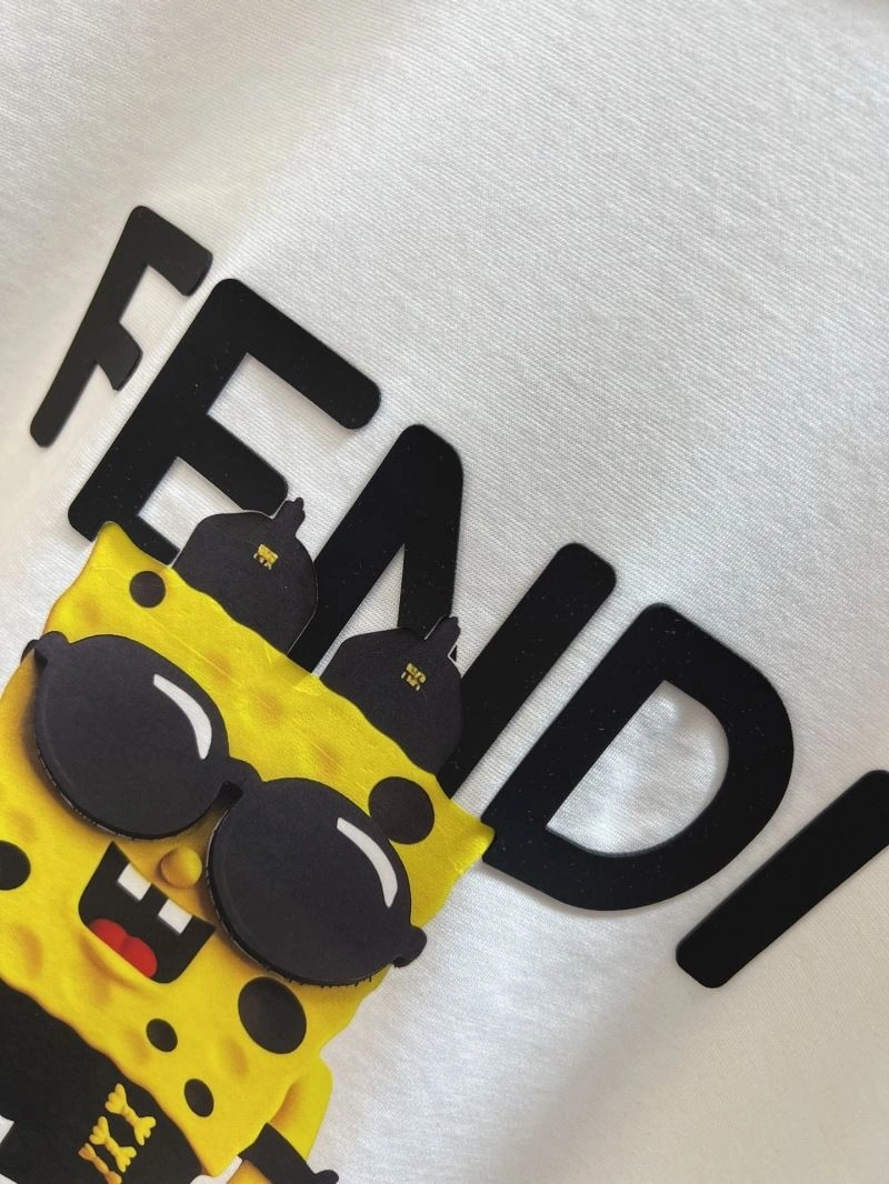 Fendi T-Shirts Effortless 121475