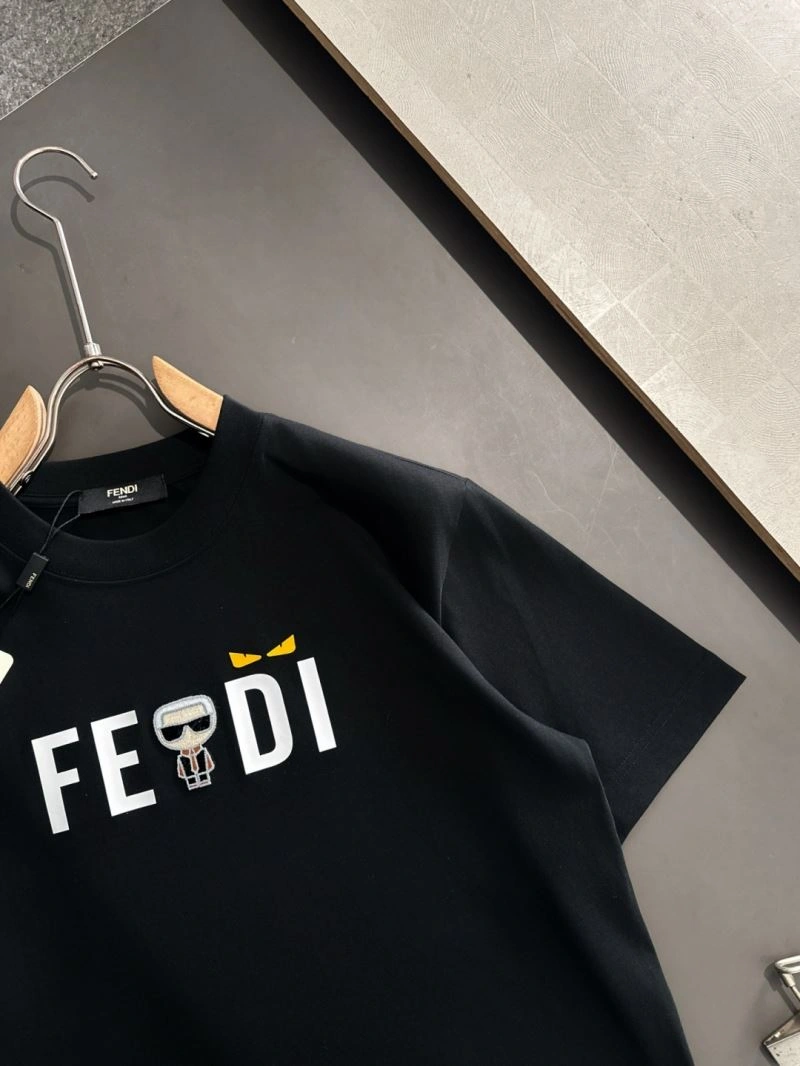 Fendi T-Shirts Premium 121472