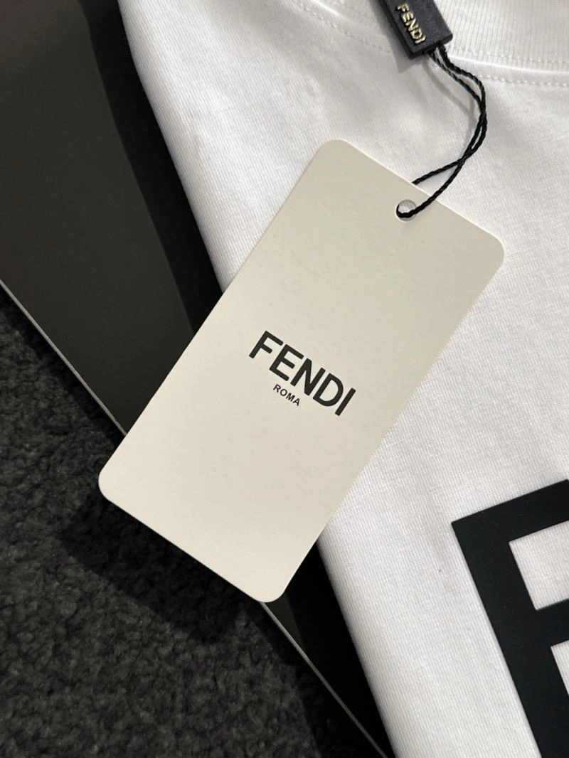 Fendi T-Shirts Original 121458