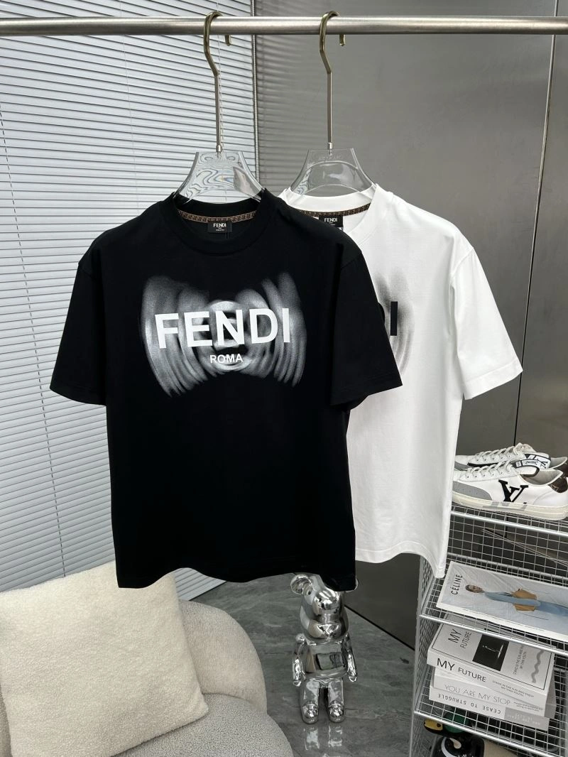 Fendi T-Shirts Youthful 121451